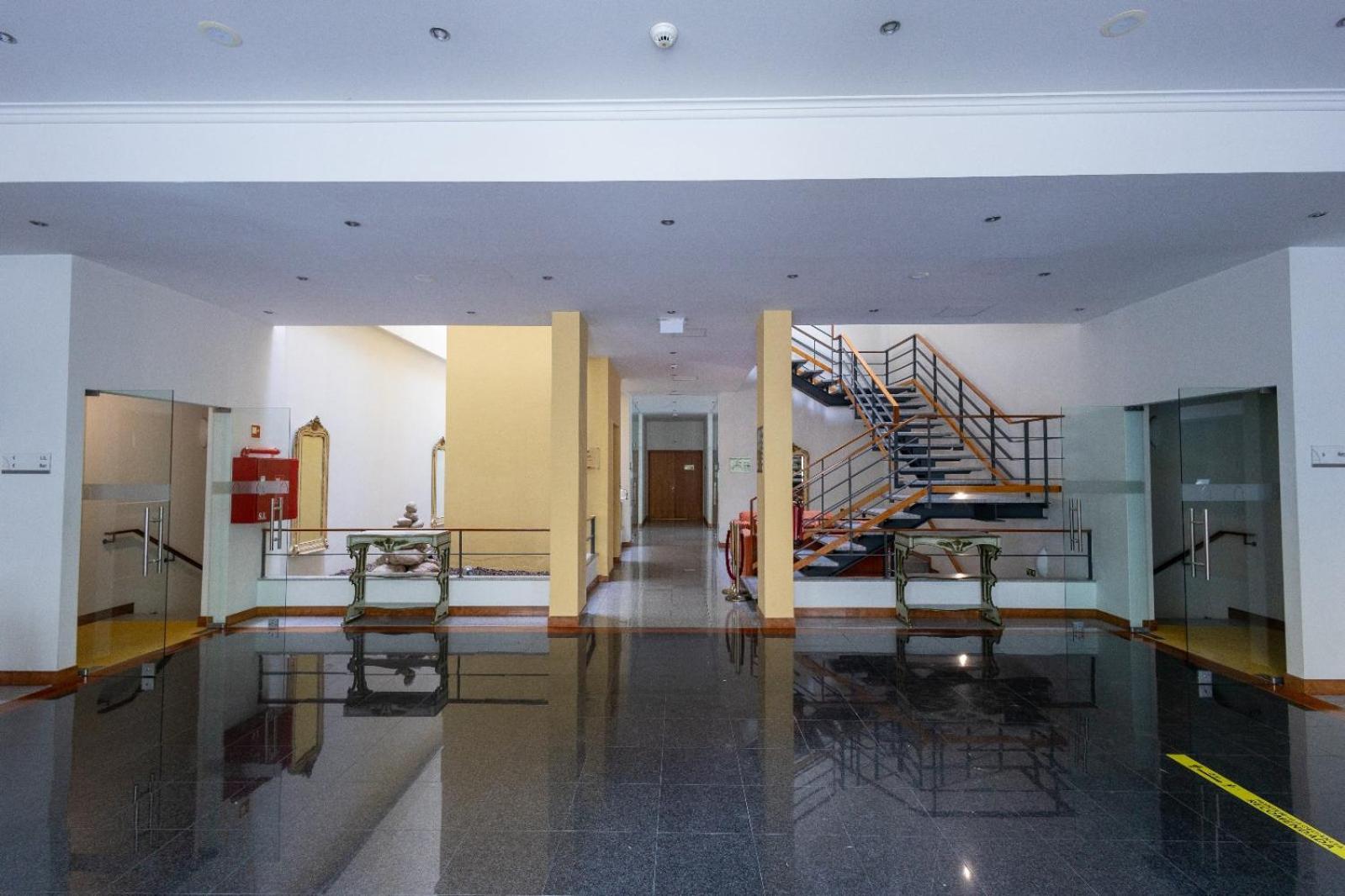 Hotel Apartamentos Geres Ribeiro Exterior photo